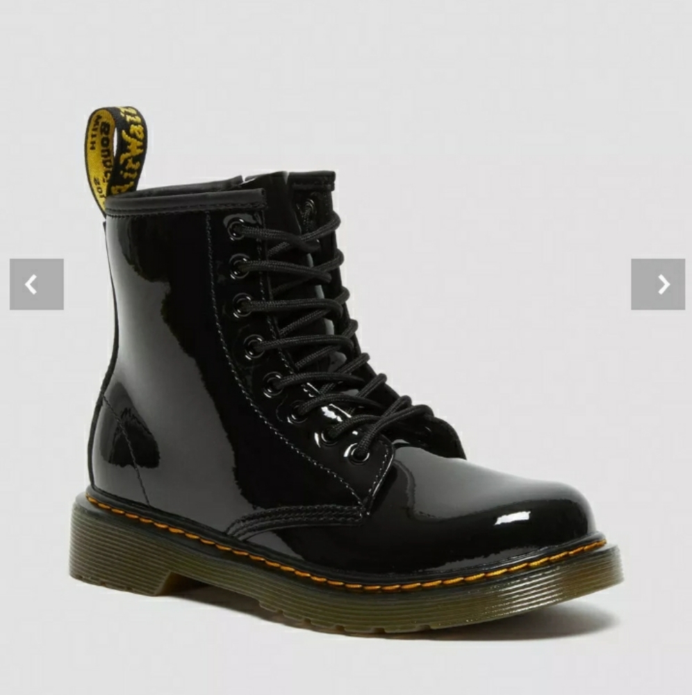 Dr. Martens 1460 J leather lace up boots kids 12